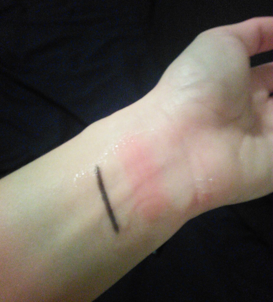 Missha Super Aqua Oxygen Micro Visible Deep Cleanser when first applied