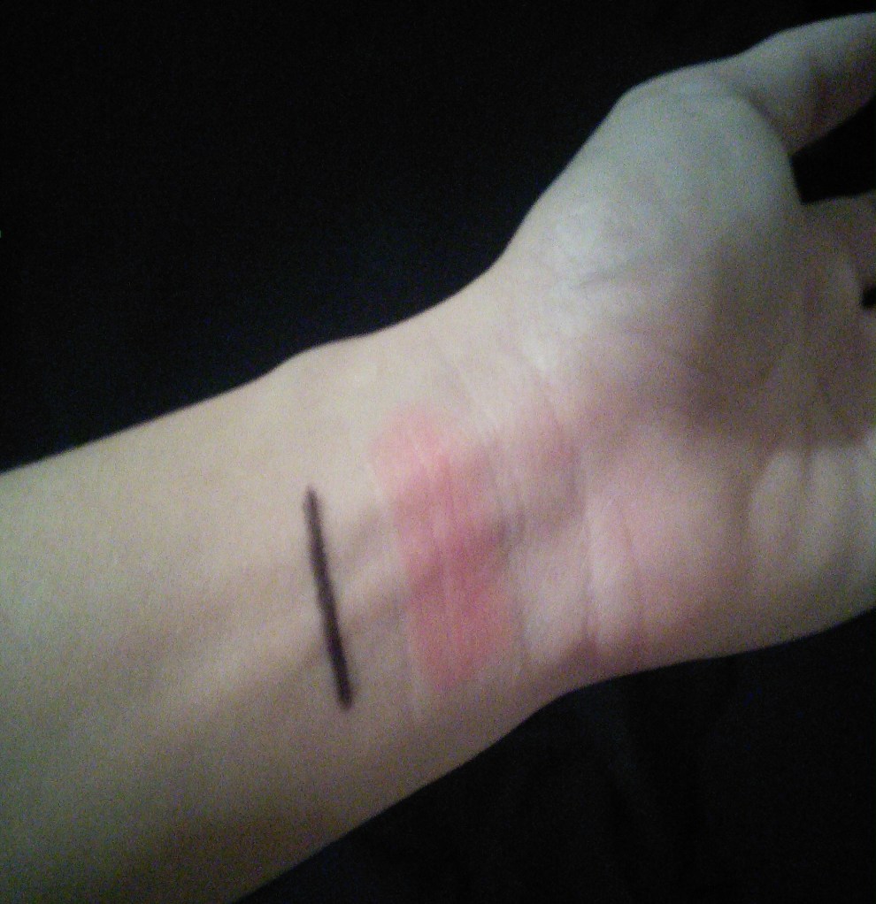 Wrist swatches for Missha Super Aqua Oxygen Micro Visible Deep Cleanser review