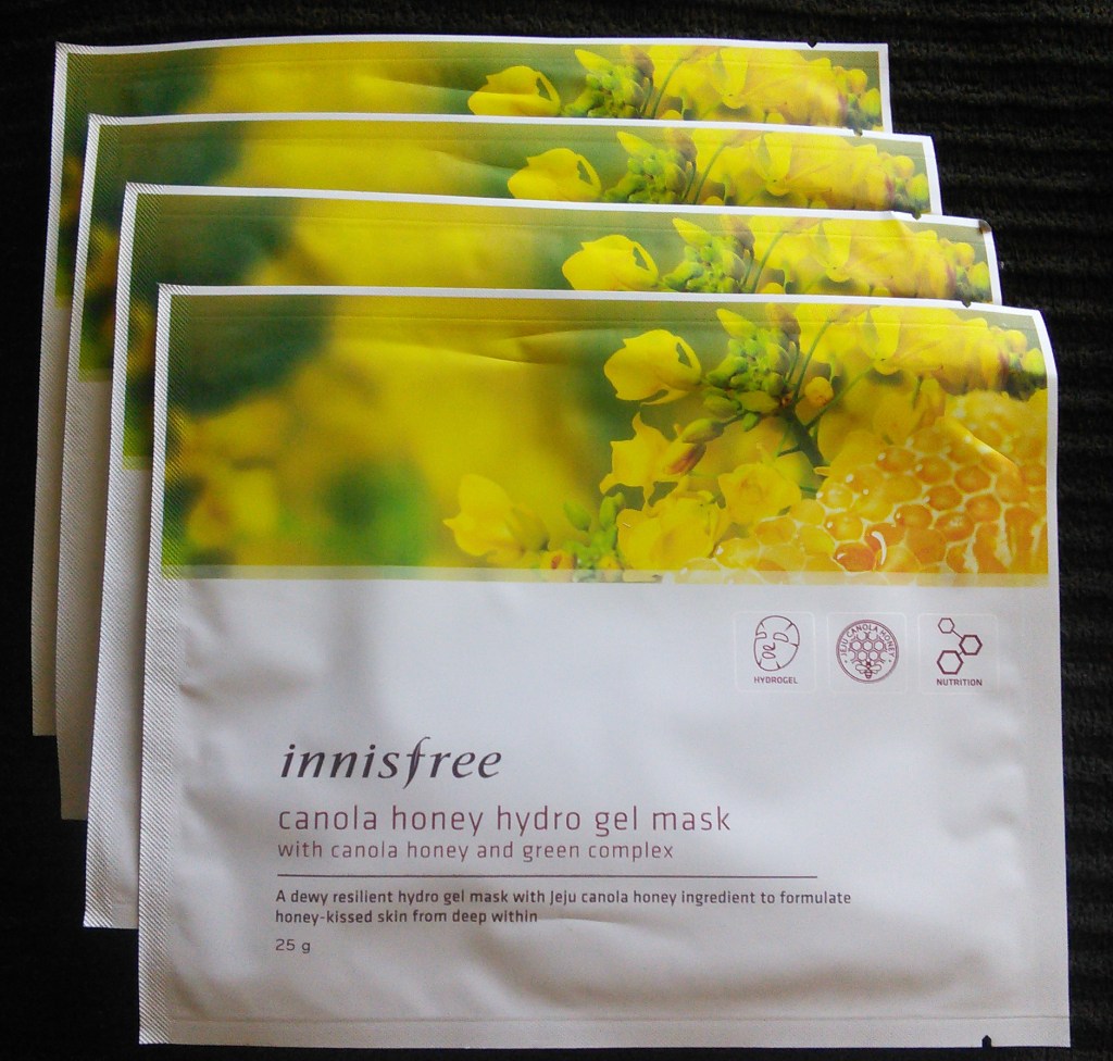Innisfree Canola Honey hydrogel mask