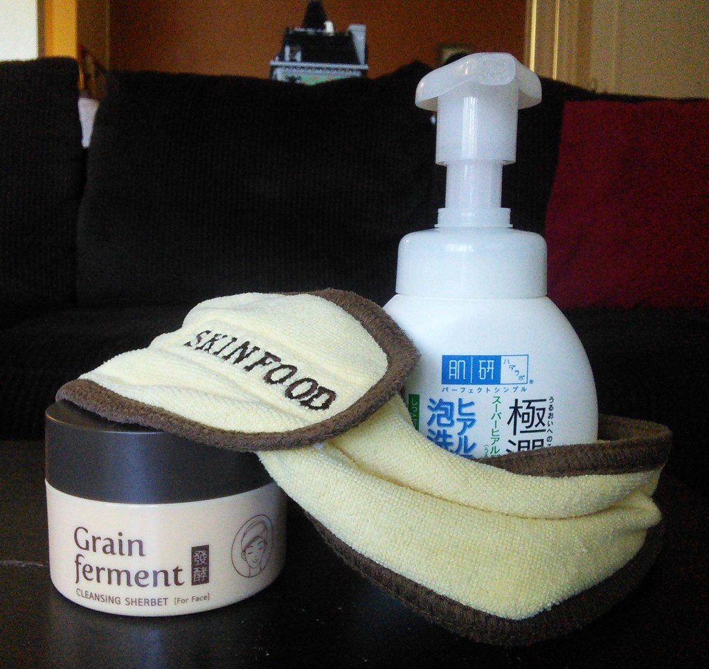 Double cleansing with Hada Labo cleansing foam and Botanic Farm cleansing sherbet