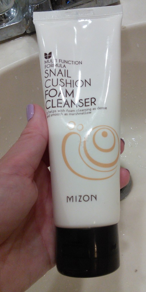 Mizon Snail Cushion Foam Cleanser