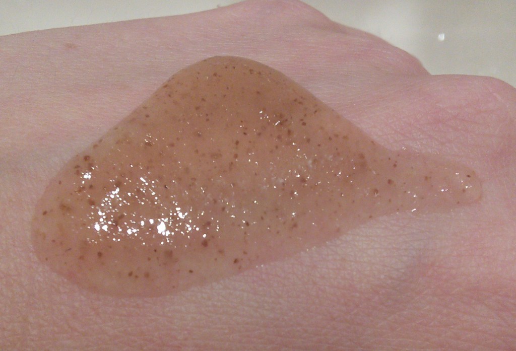 Review: Mizon Seaweed Jelly Scrub, a Scrub for Those Who Fear&nbsp;Scrubs