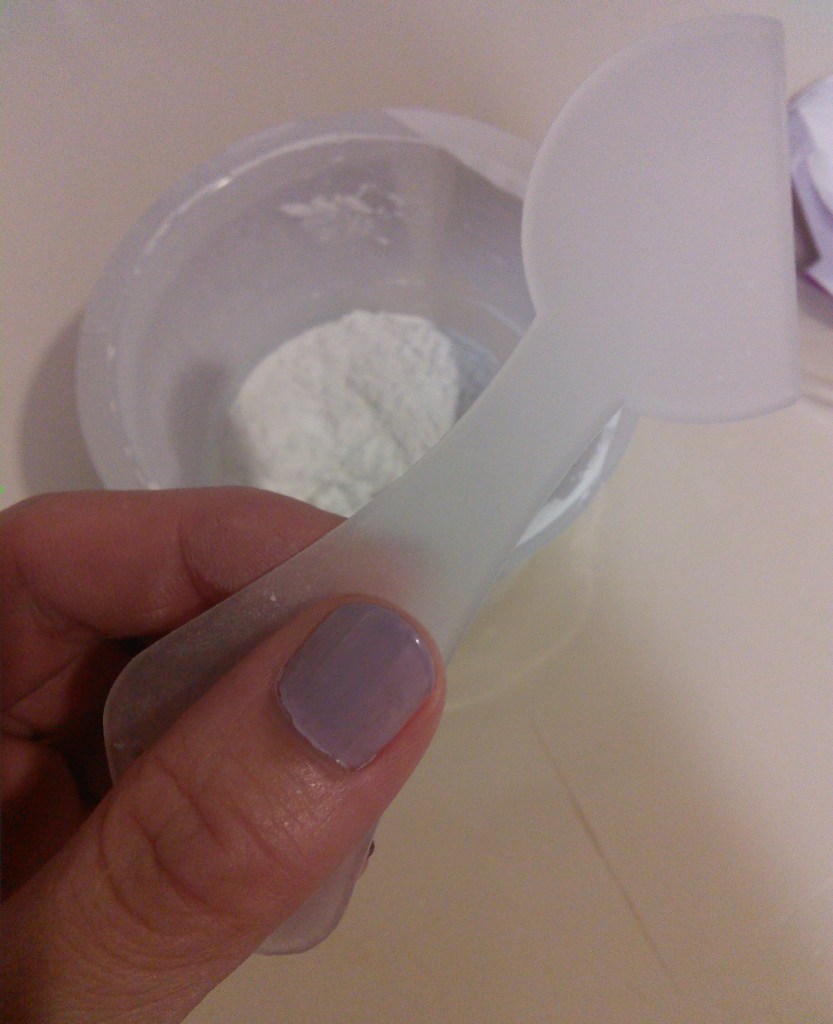 Spatula included with Lindsay Lavender Modeling Mask