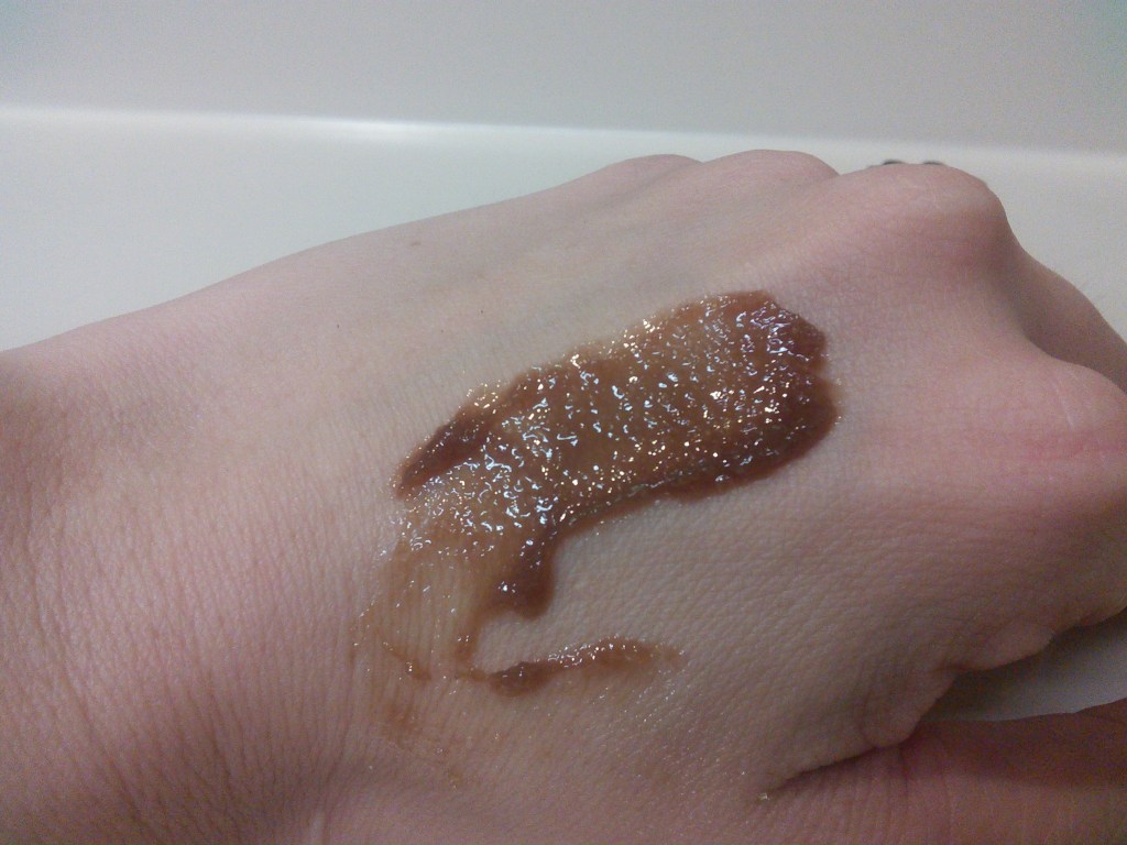 Mizon Honey Black Sugar Scrub texture