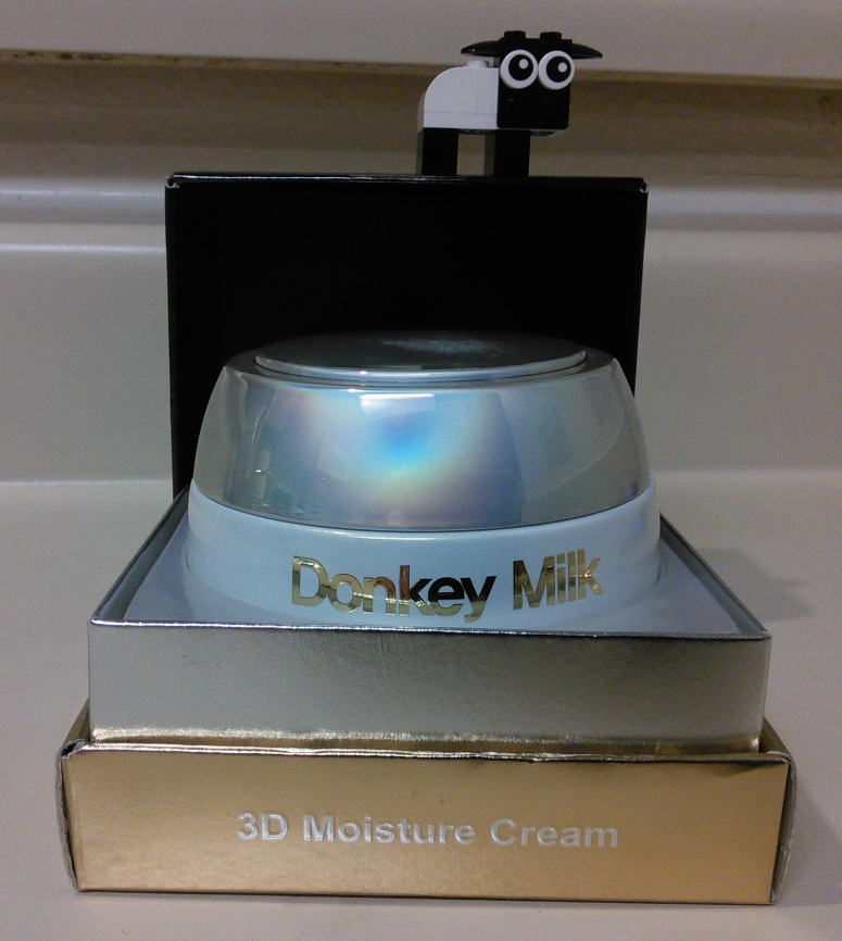 Donkey Milk 3D Cream in box