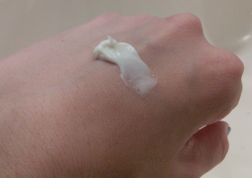 Texture of Mari Huana Cream on hand