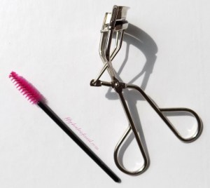 Eyelash curler and mascara spoolie
