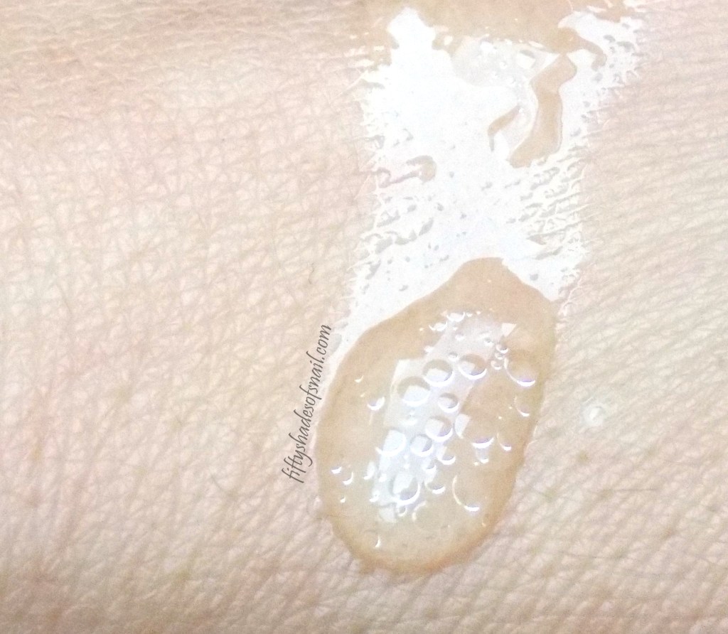 Consistency of Hyggee Balance One Step Facial Essence