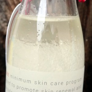 Partially mixed Hyggee Balance One Step Facial Essence