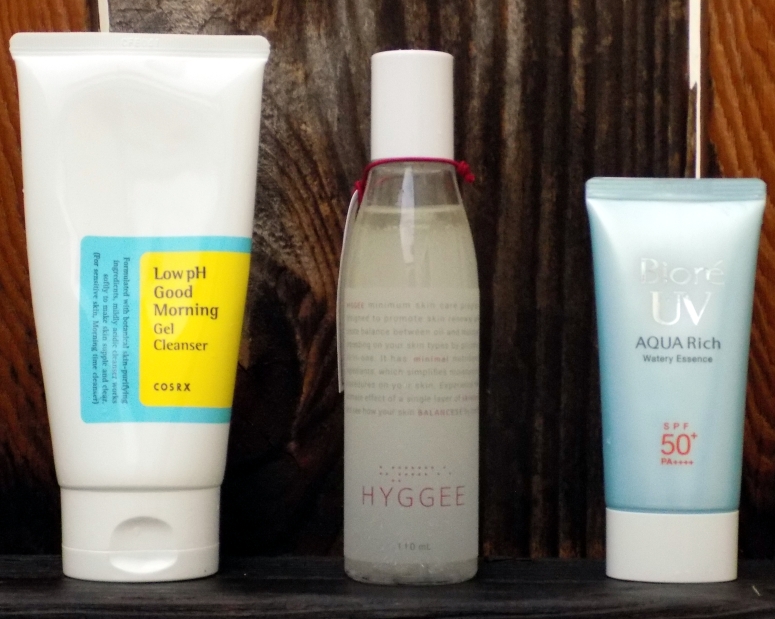 Skincare routine with Hyggee Balance One Step Facial Essence