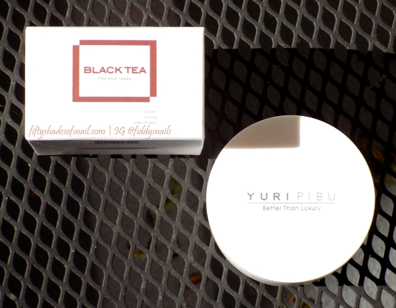 Yuripibu Black Tea Firming Mask
