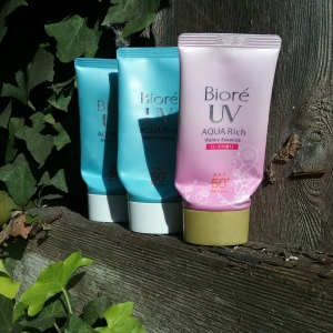 Biore UV Aqua Rich Watery Essence and Rose edition